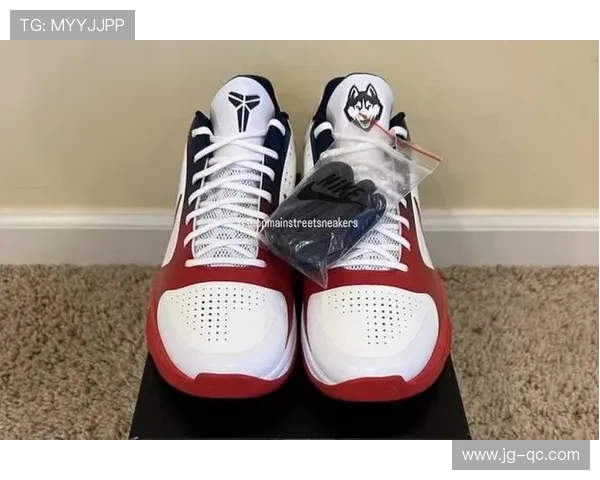 康涅狄格大学专属Kobe5PE配色亮相鞋舌独特哈士奇Logo设计引关注
